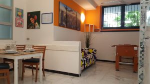 ZONA LIVING CON DIVANO TV E BILIARDINO